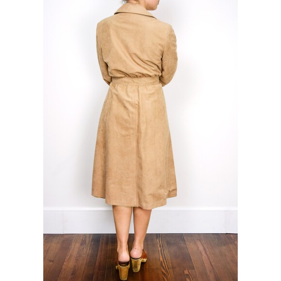 1970s Camel Trench Coat Size Medium 70s Minimalist Jacket Tan Wrap Trench Coat - Picture 7 of 10